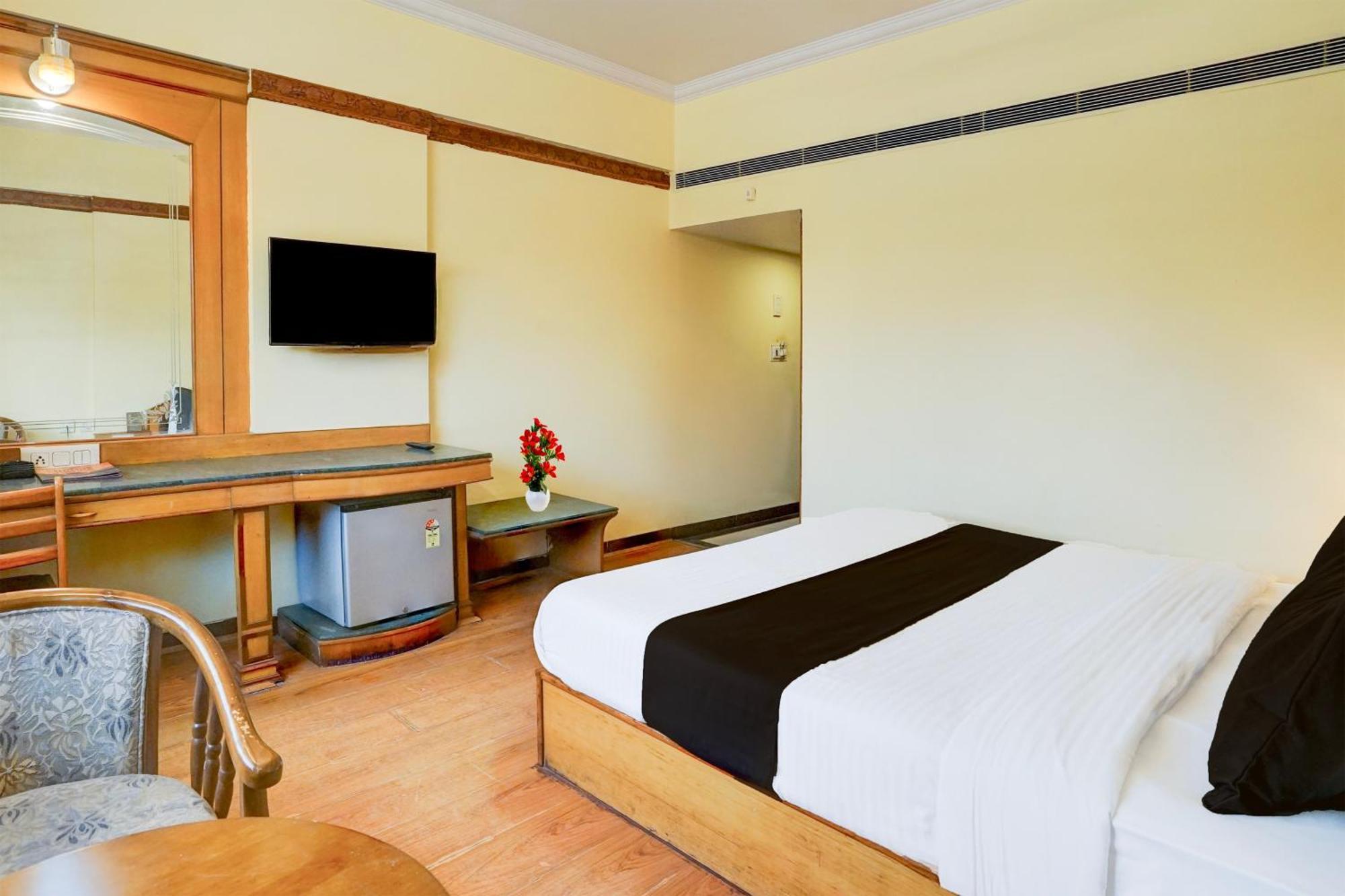 Super Townhouse Subhash Nagar Formerly Royal Palazzo 斋浦尔 外观 照片